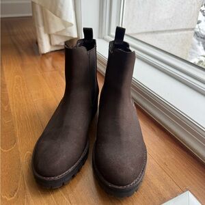 Women's Legend Chelsea Boot In Truffle Nubuck - Thursday Boot Company